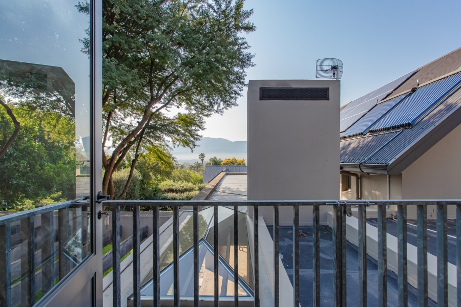 4 Bedroom Property for Sale in Lemoenkloof Western Cape